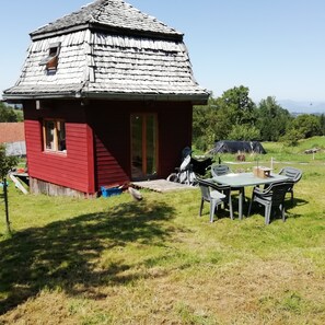 تناول الطعام بالخارج