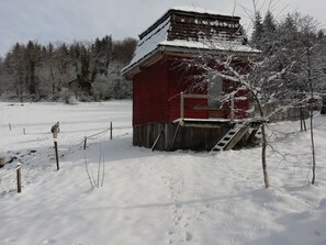 المنشأة من الخارج