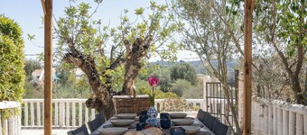 Villa Torrent: Long-term Living & Workspace
