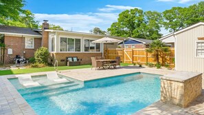 Outdoor pool - Private House w/Private Pool, 0.2 miles from beach + Free Attraction Tickets! (North Myrtle Beach)