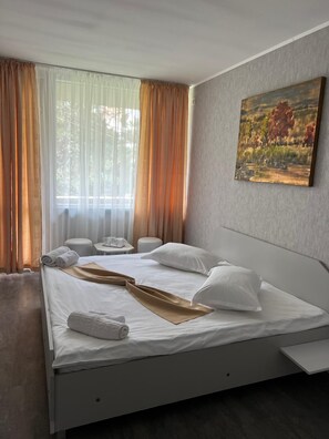 Wi-Fi gratuit, draps fournis