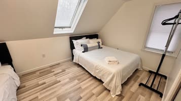 4 camere, ferro/asse da stiro, Wi-Fi, lenzuola