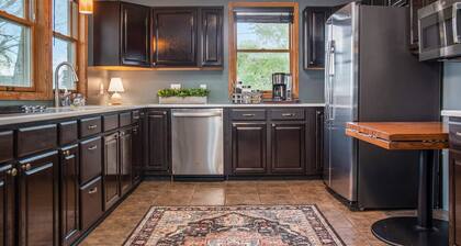 Enchanting Benson Home, BBQ & Fenced Yard!