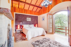 Standard Chalet, Patio | 1 bedroom, minibar, free WiFi, bed sheets