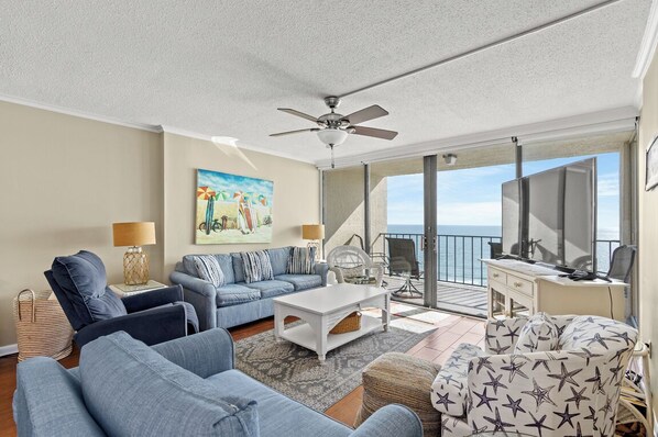Smart TV - ~ Oceanfront Oasis ~ Private Condo ~ 3 Bedroom (Myrtle Beach)