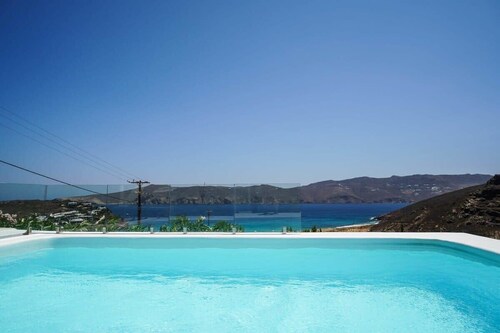 Mykonian Exclusive 3Bd Villa with Private Pool