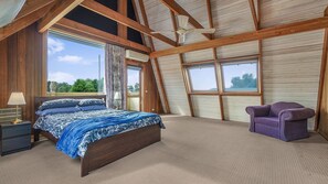 3 bedrooms, bed sheets