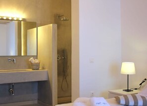 تجهيزات دش، مجففات شعر