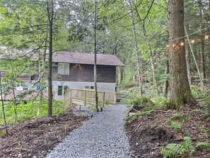 Property grounds - BearHaus1- Pool, Gym, Fireplace (Killington)