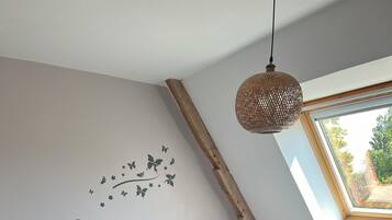 2 chambres, coffres-forts dans les chambres, bureau, Wi-Fi gratuit