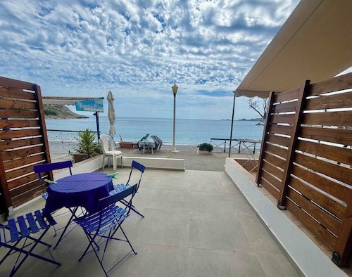 Charaki Escape Chic Studio with Seafront Patio