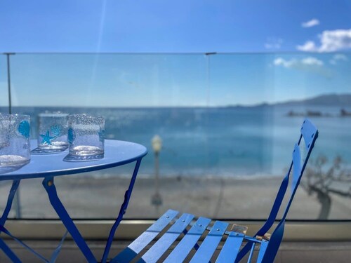 Charaki Sea Breeze Modern Studio with Sea View