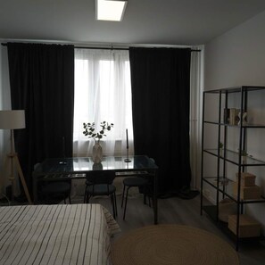 Iron/ironing board, WiFi, bed sheets - Bright & Charming Studio at Alexanderplatz (Berlin)