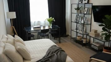 Bügeleisen/Bügelbrett, WLAN, Bettwäsche