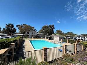 Piscine extérieure