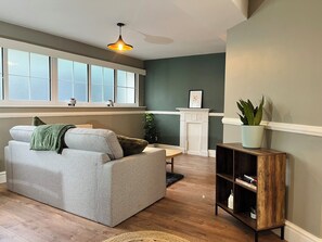 Apartment, Patio (Pet friendly) | Living area - Mossley Hill Retreat (Liverpool)