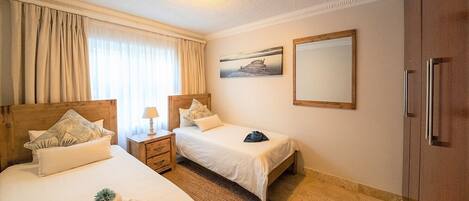 3 soverom, strykejern/-brett, wi-fi og sengetøy