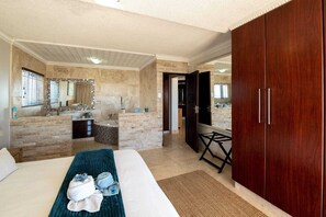 3 slaapkamers, een strijkplank/strijkijzer, wifi, beddengoed