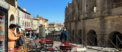 Ristorazione all'aperto