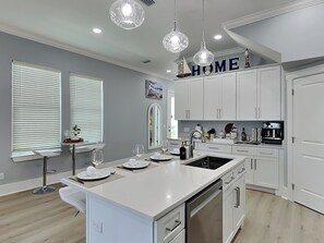 Fridge, microwave, oven, stovetop - The Blue Pearls | Luxe Coastal Home, Close to Beach + Gulf Views! (Panama City Beach)