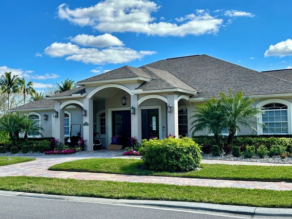 Exterior - This beautiful home with short drive to the beach. (Naples)