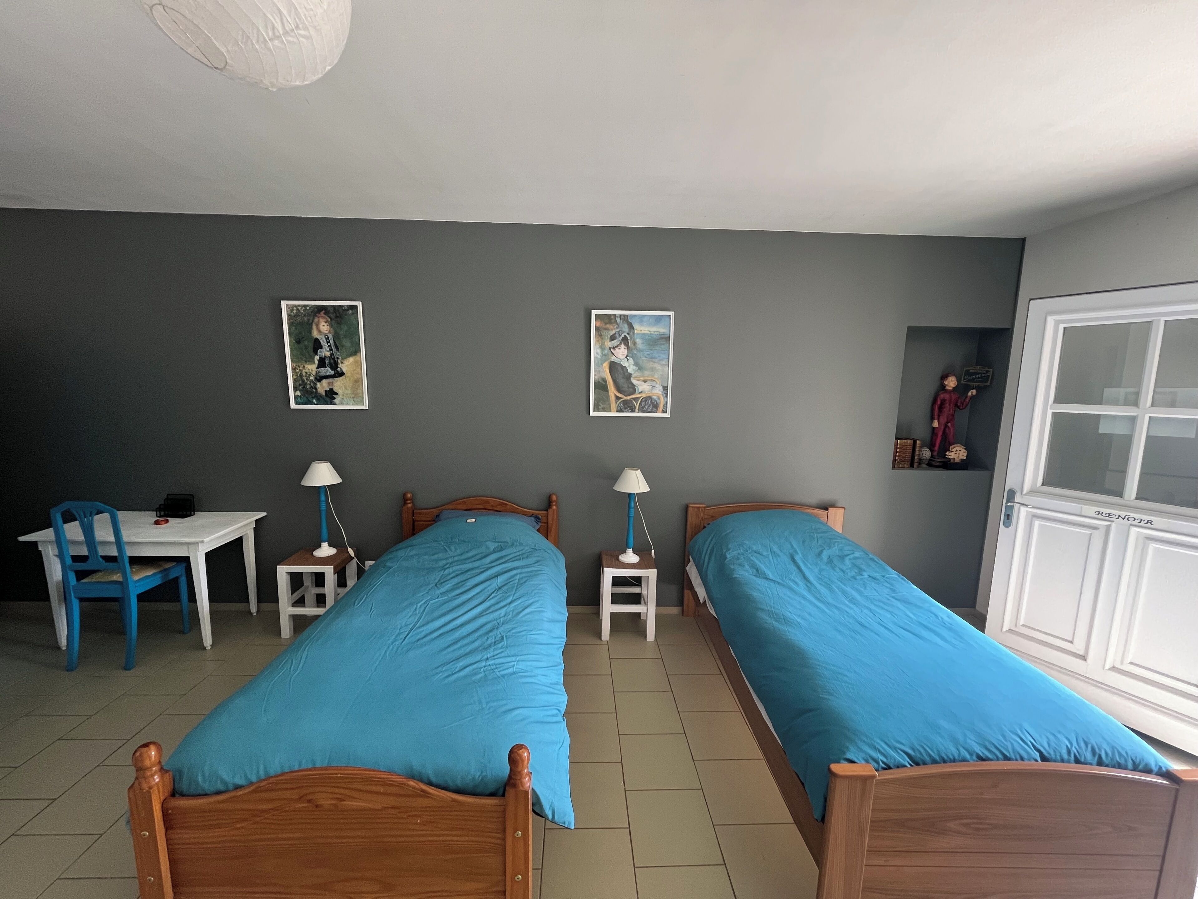 Kamer, uitzicht op de binnenplaats | 1 slaapkamer, geluiddichte muren, gratis wifi, beddengoed