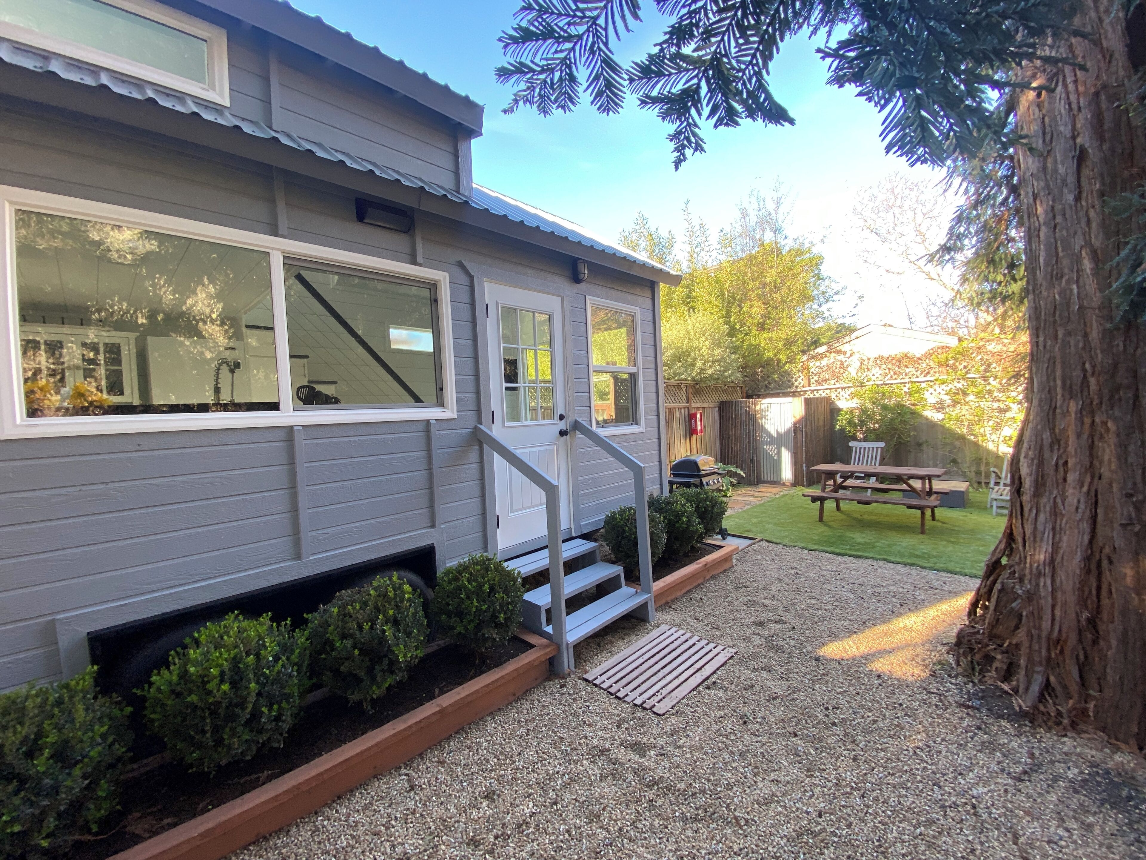 Private Tiny Home, Steps to the Beach!