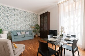 Smart TV - Sella apartment (Roma)