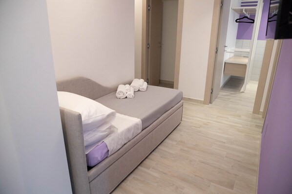 1 bedroom, in-room safe, iron/ironing board, WiFi