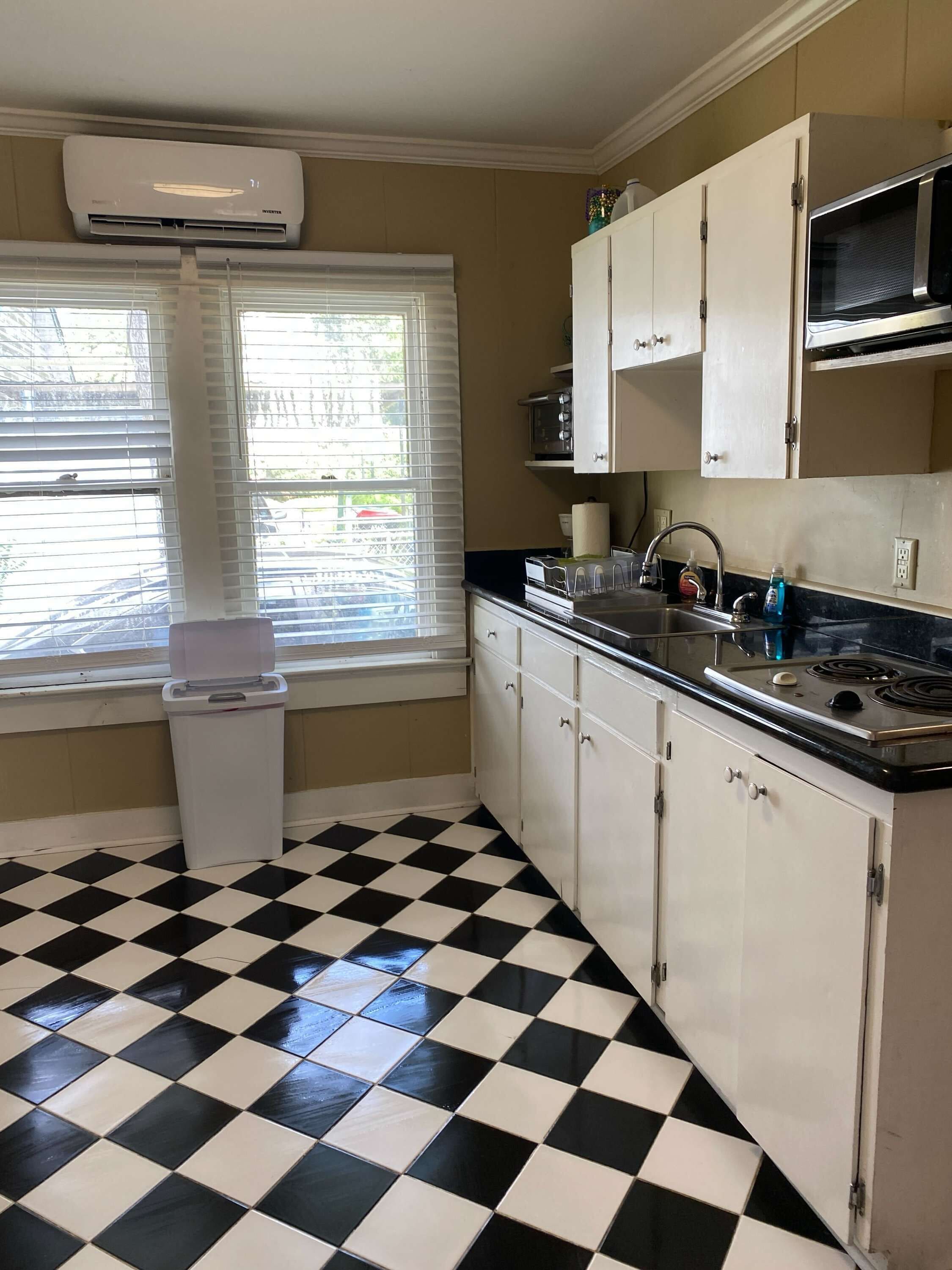 Fridge, microwave, stovetop, coffee/tea maker