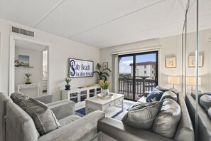 Apartment, 2 Schlafzimmer | Wohnbereich
