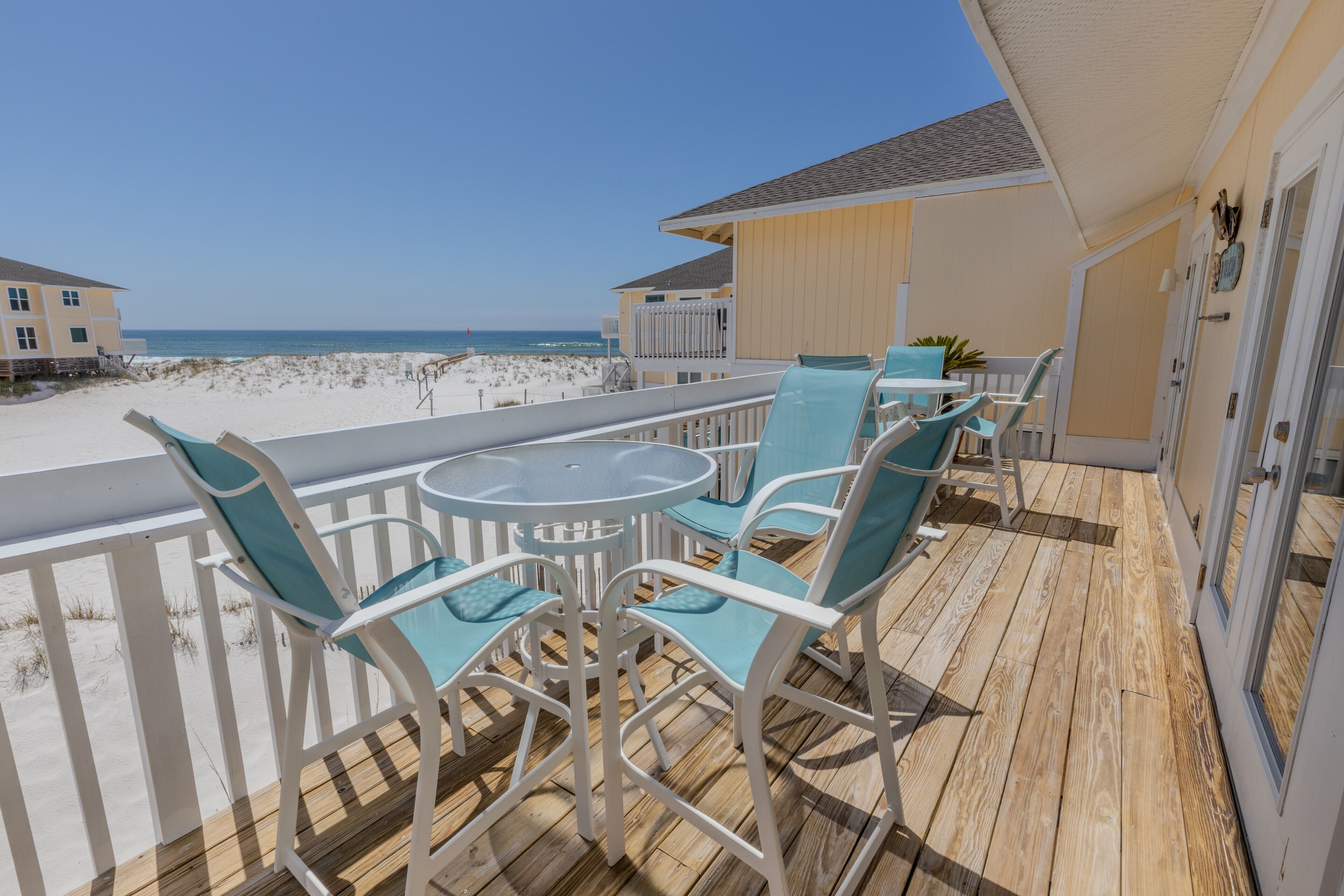 Condo, 2 Bedrooms | Property grounds