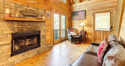 Pet-friendly Ellijay Vacation Rental w/ Hot Tub!