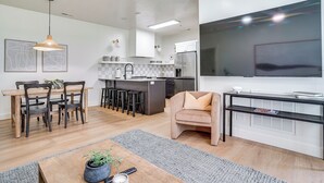 Unclassified image, 5 of 30, button - Sleek Vineyard Condo w/ Access to Community Pools (Orem)