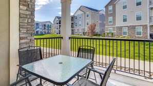 Unclassified image, 4 of 30, button - Sleek Vineyard Condo w/ Access to Community Pools (Orem)