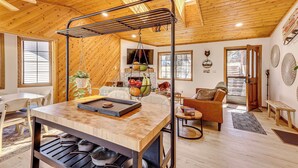 House (2 Bedrooms) | Interior - 8 Mi to Big Bear Lake: Cabin w/ Deck & Fireplace (Sugarloaf)