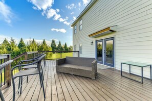 House (5 Bedrooms) | Interior - Pet-friendly Lake Norman Retreat w/ Deck & Grill (Mooresville)