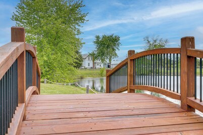 Spacious Owensville Getaway w/ Winery On-site!