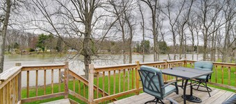 Riverfront Baldwinsville Apartment w/ Shared Deck!