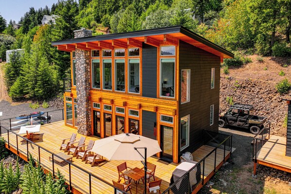 House (2 Bedrooms) | Interior - Mid-century Escape: Lake Views, Steps to Cave Bay! (Worley)