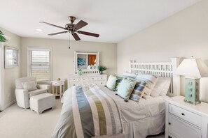 3 室のベッドルーム、アイロン / アイロン台、WiFi、ベッドシーツ