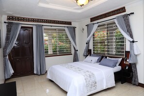 Superior Double Room | 1 bedroom, in-room safe, blackout curtains, free WiFi