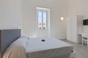 4 camere, ferro/asse da stiro, Wi-Fi