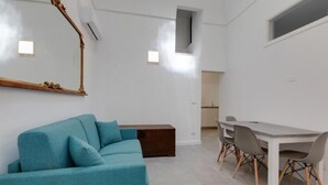 Living area - Bovio Suites Apartments #2 + #3 [center Wi fi] (GALLIPOLI)