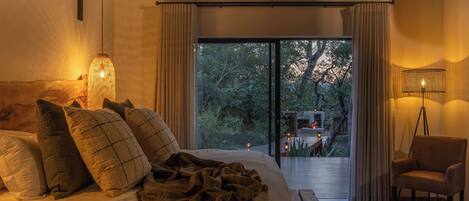 Luxury Villa, 3 Bedrooms | 3 bedrooms, minibar, in-room safe, individually decorated