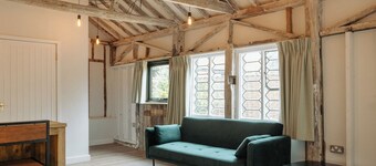 1 Henham Barns, Henham Park, Nr Southwold, Suffolk NR34 8AQ, Oak framed style oasis in Country Suffo