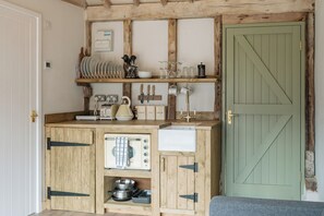 Interior - 4 Henham Barns, Henham Park nr Southwold, NR34 8AQ, Carefully restored Character filled barn (Beccles)