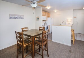 Dining - East Vail Remodeled 1 Bedroom Long Term Rental by Gorecreek Rentals (Vail)