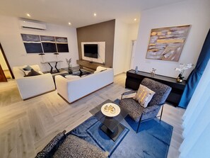 Presidential Apartment | Living area