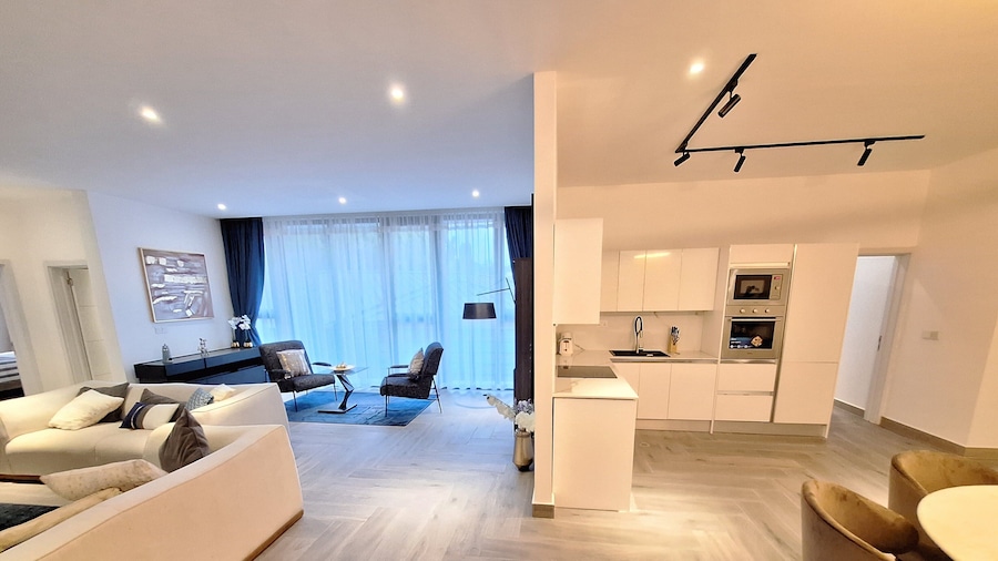 Victor Regents Residence